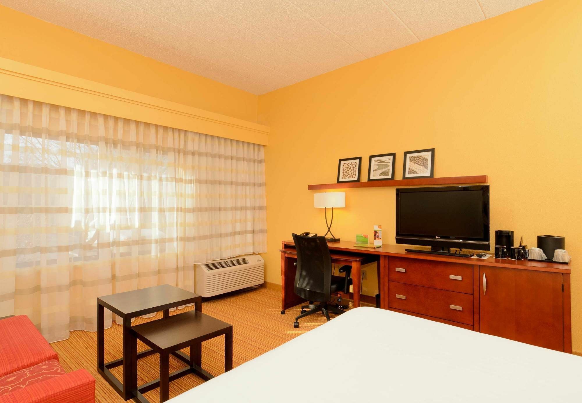 Courtyard By Marriott Hagerstown Hotel Exterior foto